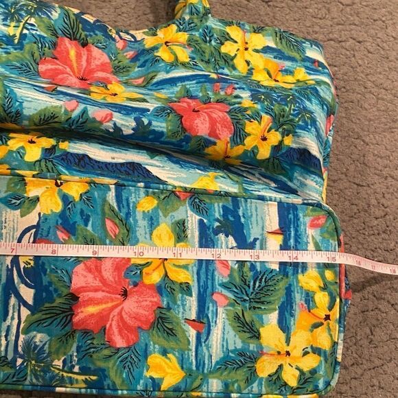 Hawaiian Tote - Picture 10 of 10